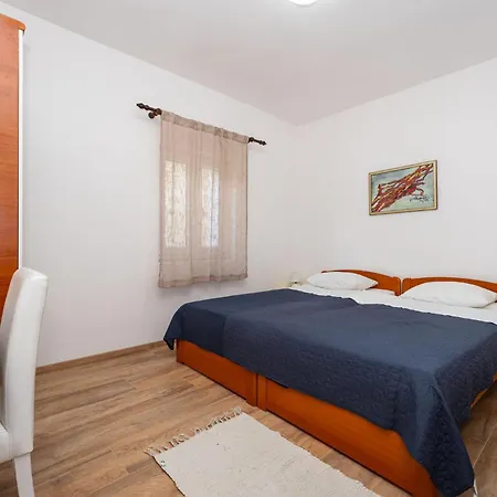 2 Bedroom Beautiful In